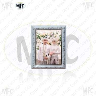 Paket cetak foto 4R (10x15) + bingkai Putih silver