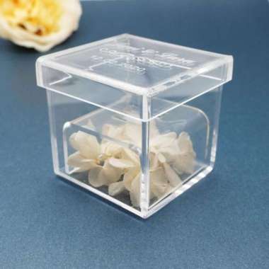 Box Cincin Akrilik Ukir / Kotak Display Engrave Putih