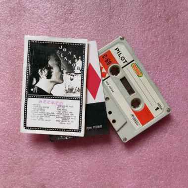 kaset pita pop rock JOHN LENNON imagine 1971 not the Beatles