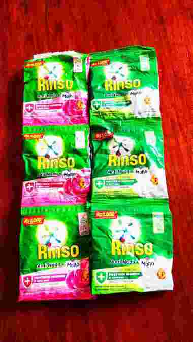 Rinso Molto detergen Renteng pink