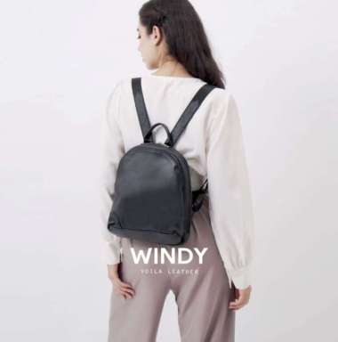 Genuine Leather Medium Women’s Backpack Voila Windy Black