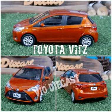 Diecast Miniatur Toyota Yaris Vitz skala 1:30
