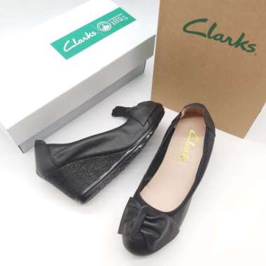 Jual Sepatu Clarks Harga Murah | Blibli.com