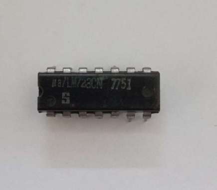 IC LM723CN LM723 CN High Precision Voltage Regulator