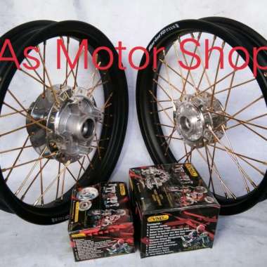 sepaket velg rossi lebar 215 - 250 ring 17 tromol vnd jati2 tiger revo Multicolor