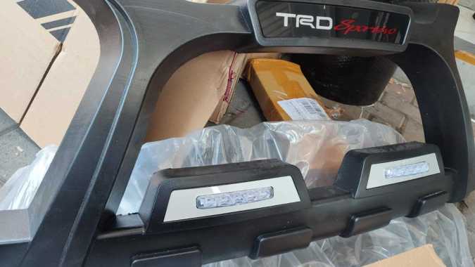 Tanduk depan model luxury Kijang Kapsul 1997-2003 LED