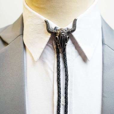 Houseofcuff Dasi Bolo Tie Bull Horns Silver