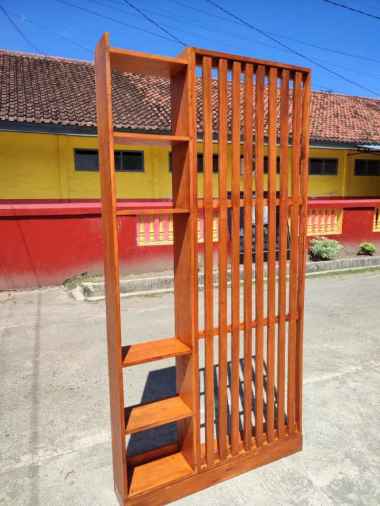 Rak Partisi Penyekat Ruangan Hiasan Dekorasi Ruang Tamu dari kayu