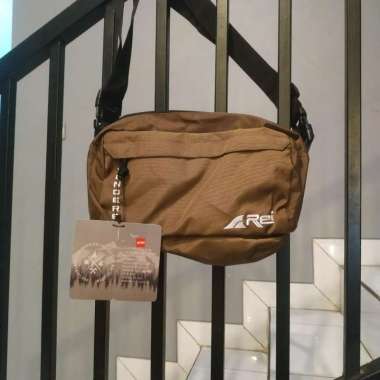 Tas Selempang Original REI WONDERER V2 AREI OUTDOORGEAR Coklat