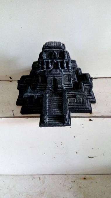 replika candi mendut