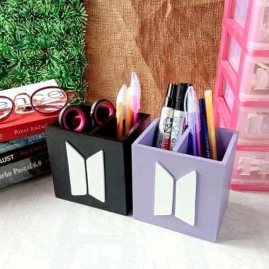 tempat pensil bts desain logo timbul 3d kotak pensil bts Multicolor