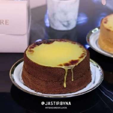 SPONGE LAVA CAKE LUMIERE | KUE ARTIS ChocolateCheese
