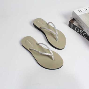 Sandal Flat Wanita Dewasa Tali Jepit Full Mutiara 40 Cream