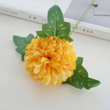 Artificial Krisan Bulat Pom Pom Kelopak Berlapis Filler Buket Bunga Wisuda – AF79 Kuning
