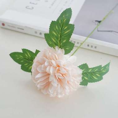 Artificial Krisan Bulat Pom Pom Kelopak Berlapis Filler Buket Bunga Wisuda – AF79 Peach