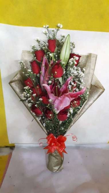 Buket bunga mawar merah asli mix bunga bunga lili harum | bouquet