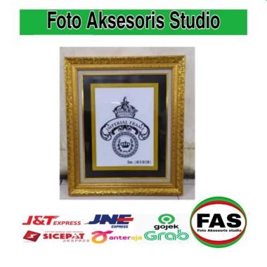Jual Bingkai Foto 40X40 # frame pigura poto photo gambar picture potret  portrait landscape 40 X 40 - Ukiran Silver Silver di Seller YaMe Frame -  Pejuang, Kota Bekasi
