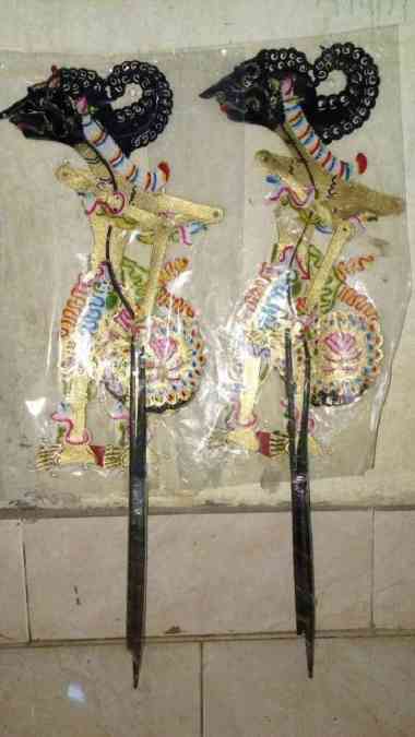 wayang kulit nakula sadewa