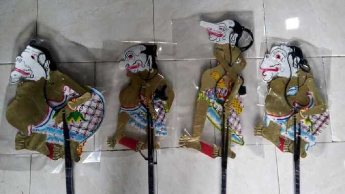 1 set wayang kulit punokawan