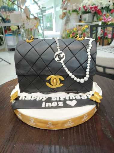 Cake Bag cake Karakter kue Tas Cake Viral Cake Kekinian Cake Tas Custome Birthday Cake Kue Ulang Tah