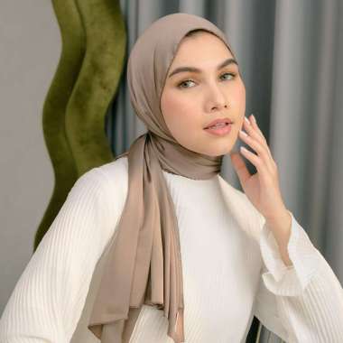 Lozy Hijab - Medina Eyelash Shawl Brown Sugar