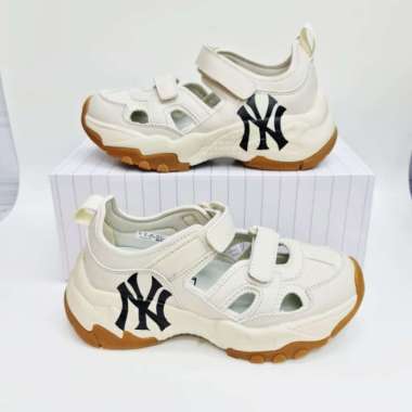MLB NY Yankees Bigball Chunky Mask Sneakers Beige Gum