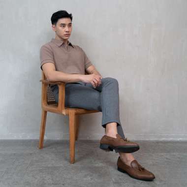 Houseofcuff Polo Shirt Rajut Stretch Lengan Pendek Pria Coklat Susu M