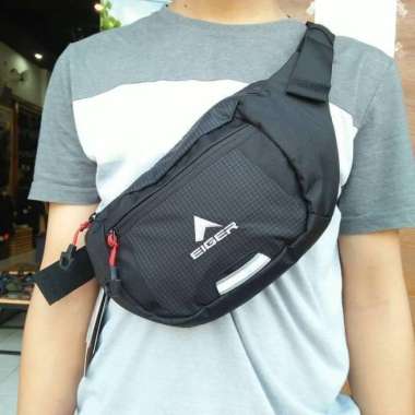 Waistbag Eiger Gradient L 1F Tas Pinggang Tas selempang eiger original Hitam