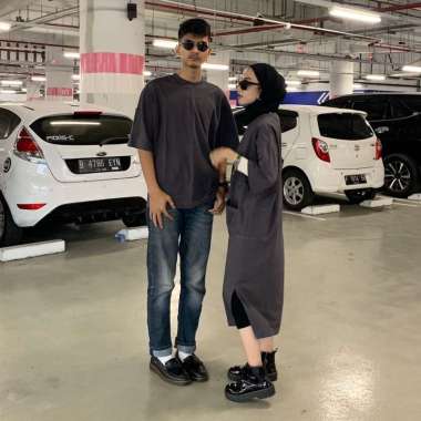 Couple Midi Dress dan Kaos Oversize Baby Terry By Zulabel Kaos Oversize Grey