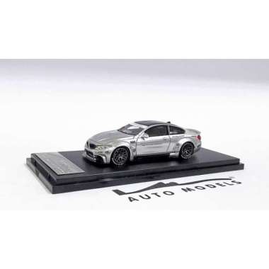 1:64 STANCE HUNTERS BMW M4 LB-WORKS CHROME