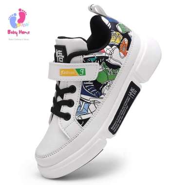 Sepatu Sneakers Anak Laki Laki Warna Hitam Putih Motif Kartun Aneka Ukuran untuk Anak Laki Laki Pere