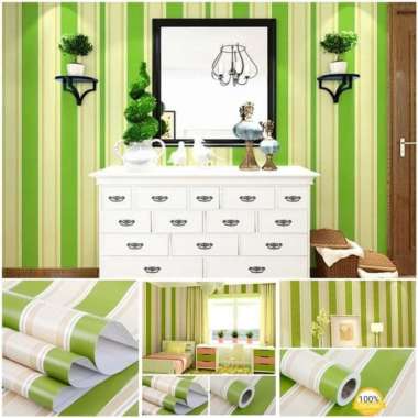 wallpaper stiker dinding ruang tamu hijau craem salur minimalis elegan