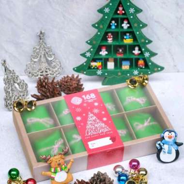 CHRISTMAS HAMPER Unik & Spesial - Lemper ayam Spesial 168 box 8 pcs
