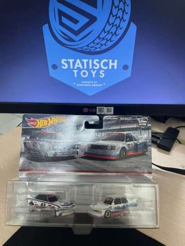 Hot Wheels 2 Pack 73 BMW 3.0 CSL BMW 320 Group 5 Twin Pack Hotwheels