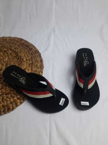SANDAL WANITA WEDGES SPON MOTIF JEPIT TERBARU 39 merah