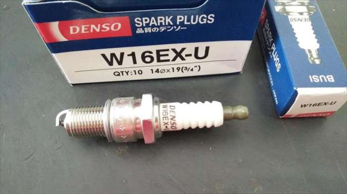 Busi Spark Plug Mobil Mitsubishi L300 W16EX-U Denso Original