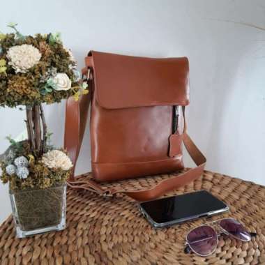 Bossindo Tas Selempang Pria 100% ORIGINAL Kulit Asli Garut Pull up Classic Tan