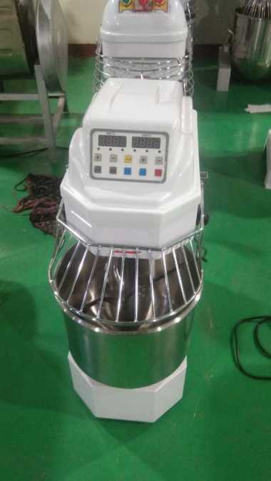 Wintech WTH-DH-10 Spiral Mixer Digital / Mesin Pengaduk Adonan Roti Kue Kapasitas Adonan 5 Kg Bowl 1