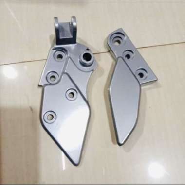 DUDUKAN FOOTSTEP INJAKAN KAKI BREKET STEP BELAKANG VIXION NEW A CLASS