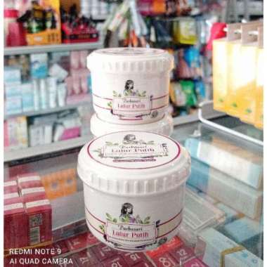 Lulur Mandi / Purbasari Lulur Mandi KECIL125 G Lulur putih
