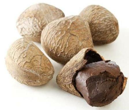 Kluwek / Kluwak atau Biji Keluwek Bumbu Dapur 25 Gr