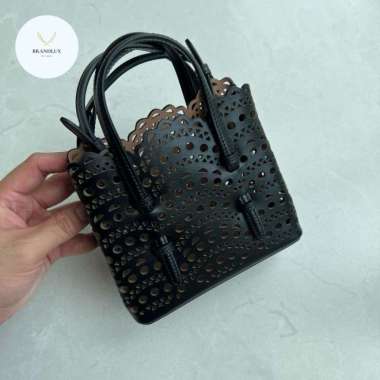 Alaia mina 16 micro bag in black - 100% Authentic