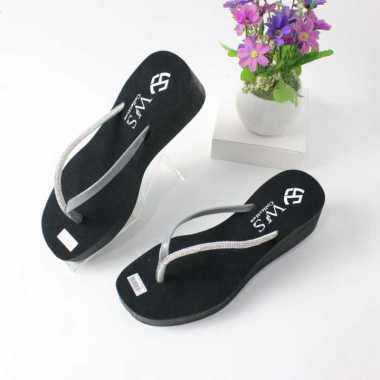 Sandal Wedges wanita Motif Manik Manik Mutiara Terbaru2023 38 Abu