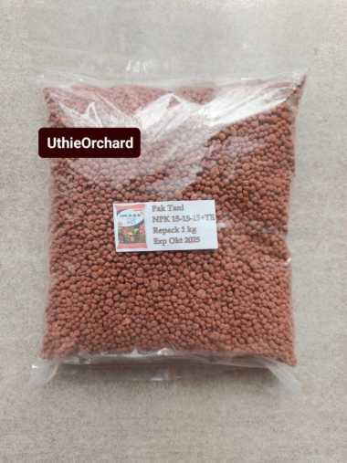 Pak Tani Pupuk NPK 15-15-15 + TE Kemasan REPACK 1 Kg