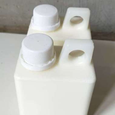 lem latex cair putih 500ml/ lem putih cair/ lem latex putih 0,5liter Multicolor