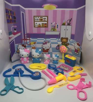 mainan dokter dokteran hello kitty / medical set hello kitty Multicolor