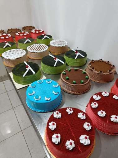 mille crepes cake / cakeviral /birthdaycake / krepescake / Mille Loyang D20 Bubblegum