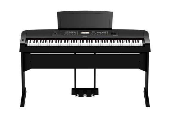 YAMAHA DIGITAL PIANO - BLACK DGX 670