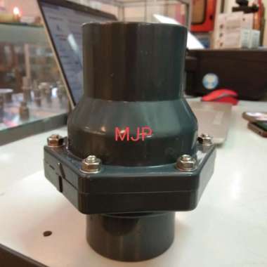 Swing check valve pvc 2 1/2 inch / Klep tabok