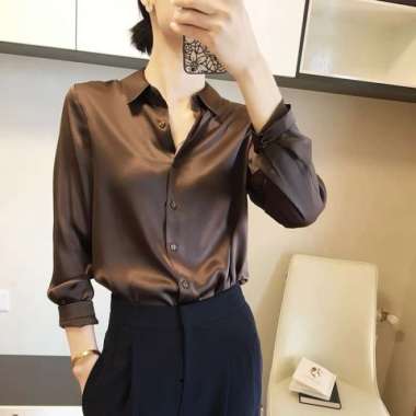 Jual Satin Silk Blouse Model Terbaru u0026 Kekinian - Harga Diskon September  2023 | Blibli